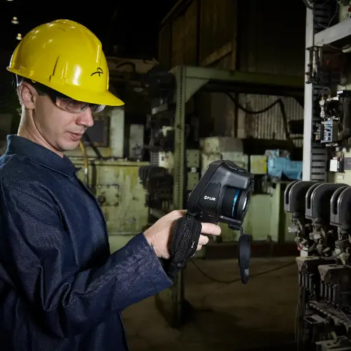FLIR E86