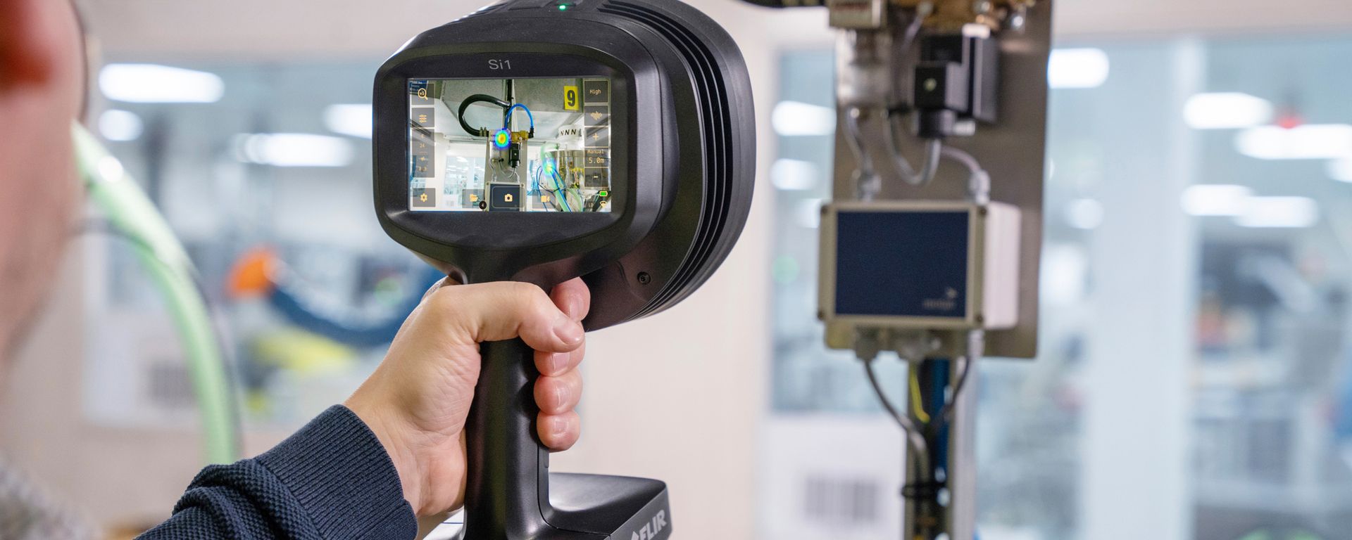 FLIR Si124